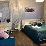 Penzion A 2 Passi Dai Musei Luxury 4*