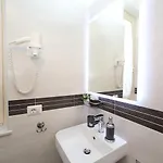 A 2 Passi Dai Musei Luxury 4*