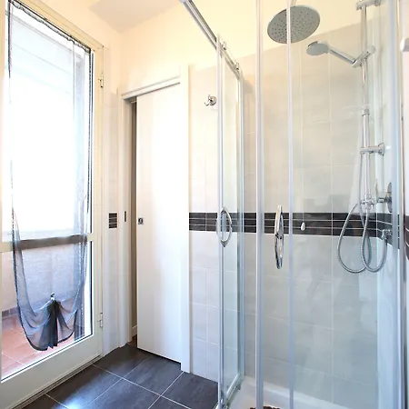 게스트하우스 A 2 Passi Dai Musei Luxury 4*