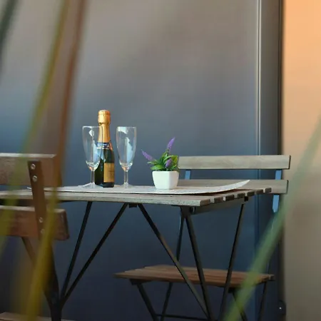 게스트하우스 A 2 Passi Dai Musei Luxury 4*