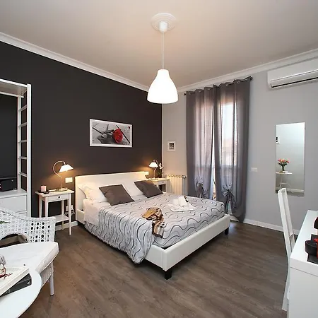 A 2 Passi Dai Musei Luxury 게스트하우스 로마